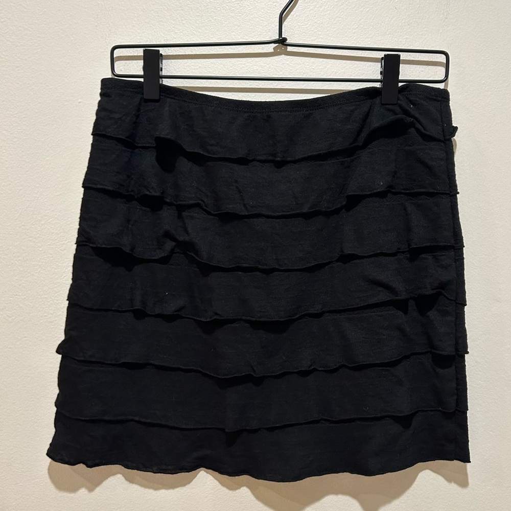 Studio M Black Tiered Ruffled Pull On Mini Skirt - Women’s Size Medium